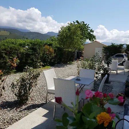 Davia Apartment